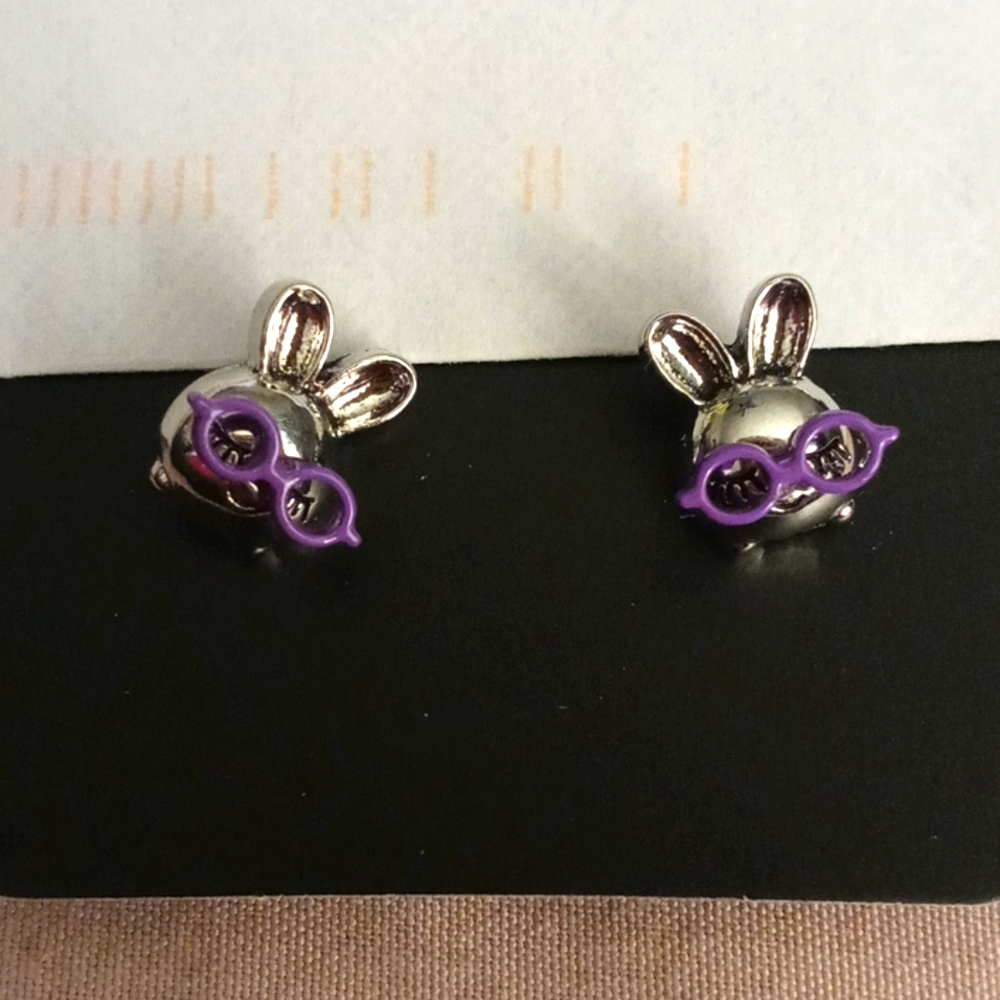 Baby stud bunny earrings